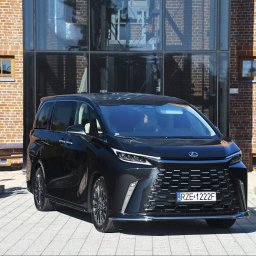LEXUS LM - KWINTESENCJA LUKSUSU I ELEGANCJI - VIP TRANSPORT RZESZÓW, LUXURY TRANSPORT RZESZÓW