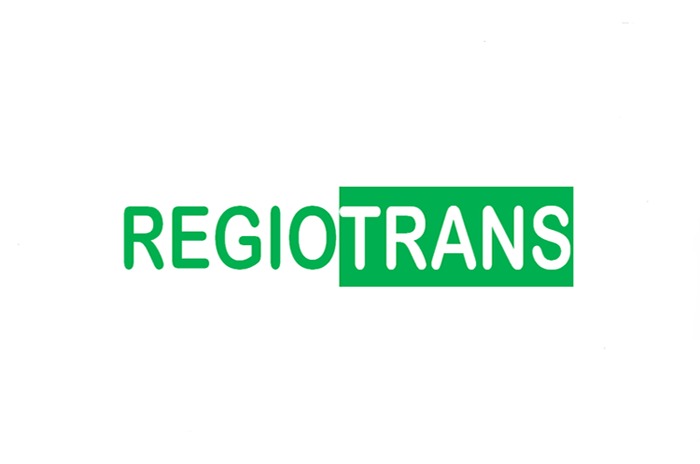 Logo Regiotrans z zielonym napisem na białym tle, gdzie część 'TRANS' jest umieszczona w zielonym prostokącie.