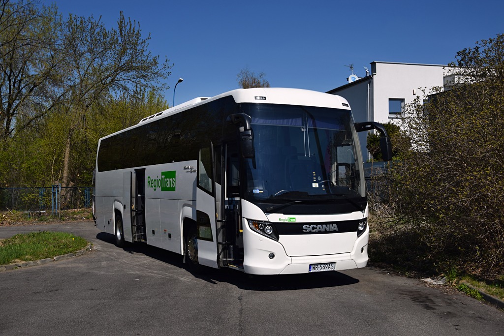 Luksusowy autokar Scania Touring HD