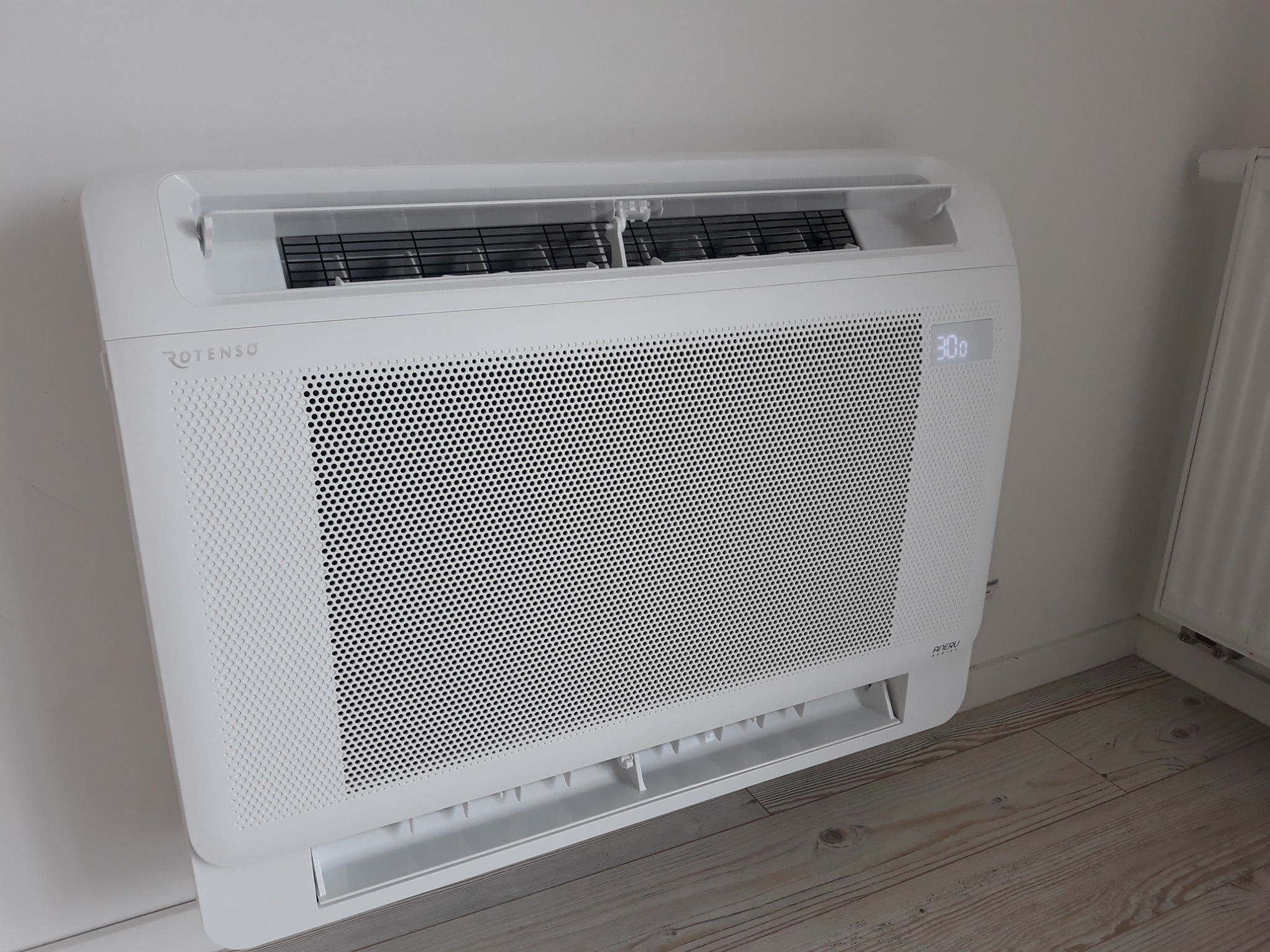 Klimatyzator przypodłogowy Rotenso