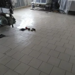 Płytki przemysłowe na rozlewni