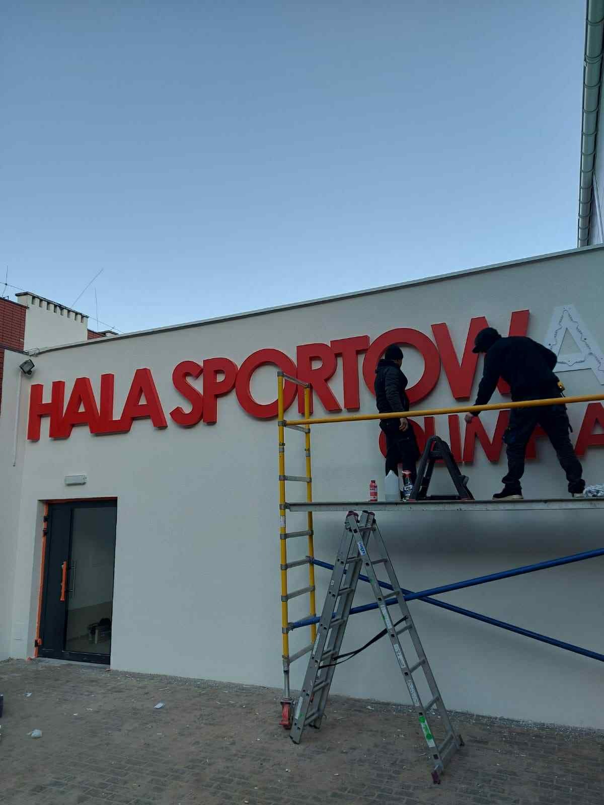 Litery świetlne LED produkcja i montaż - wykonuje i montuje PROSIGNUM