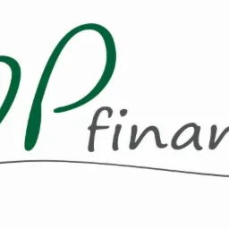 Logo firmy OP Finanse z zielonymi literami OP i szarym napisem finanse, podkreślone szarą linią.