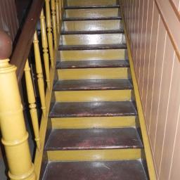 schody przed renowacją