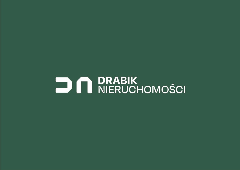 Logo firmy Drabik Nieruchomości w bieli na zielonym tle. Minimalistyczny znak graficzny i nazwa firmy.