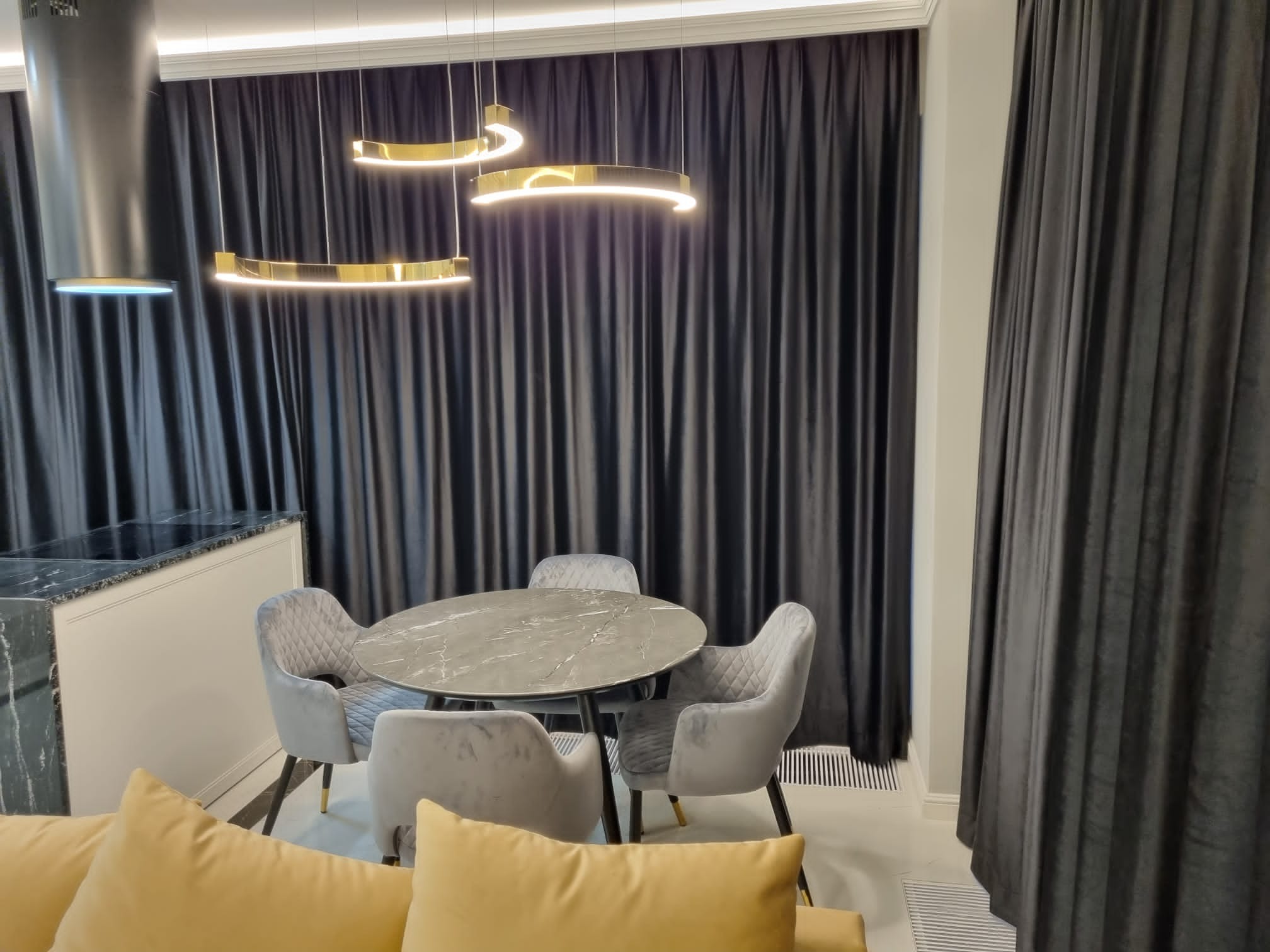 zasłony aksamitne do wnętrz glamour