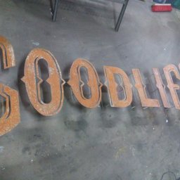 3D Studio Agencja Reklamowa - Reklama w stylu 'Rust'