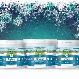 Trzy białe wiadra z preparatem do usuwania śniegu i lodu marki Brylant w wersjach soft, najsilniejszy i strong, na tle z motywem śnieżynek.