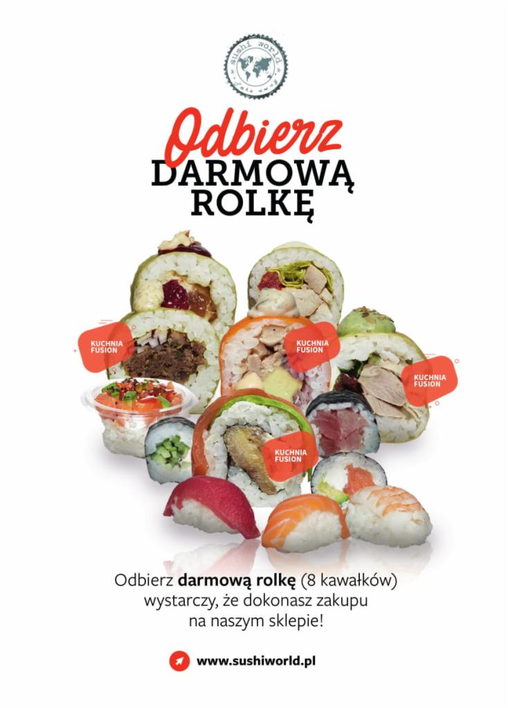 Promocyjna grafika z aranżacją różnorodnych rolek sushi kuchni fusion na białym tle, z napisem 'Odbierz Darmową Rolkę' i adresem strony internetowej.