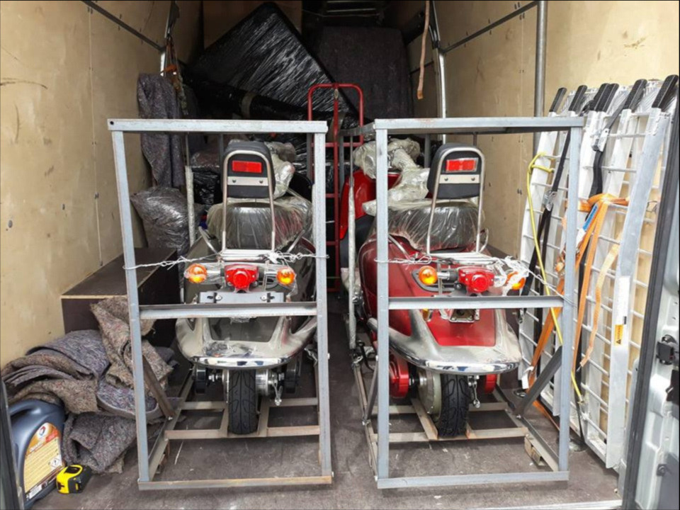 Profesjonalny transport motocykli