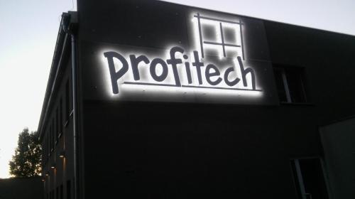 Profitech Sp. z o.o. - Okna drewniane Opole