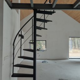 PAWI Patryk Wałach - Schody kręcone