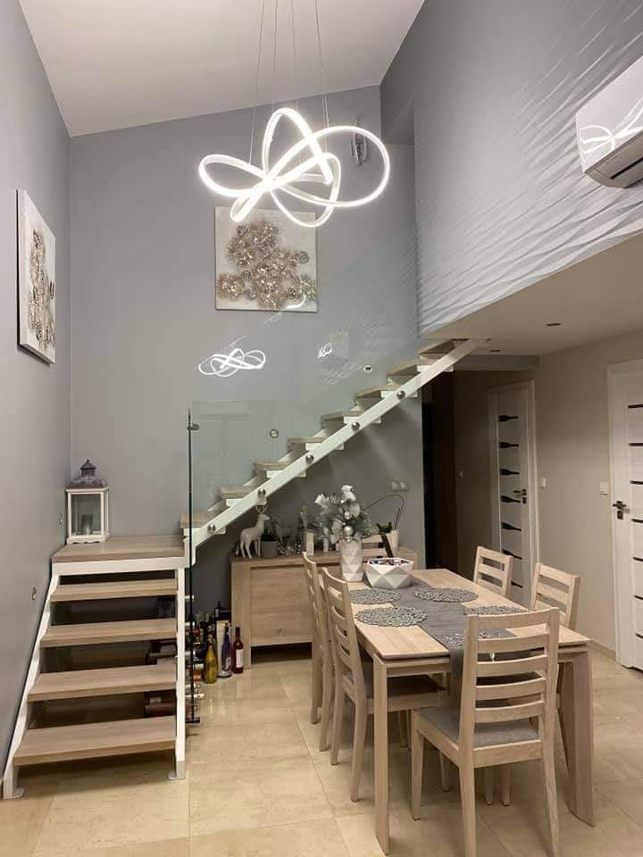 Schody ze spocznikiem