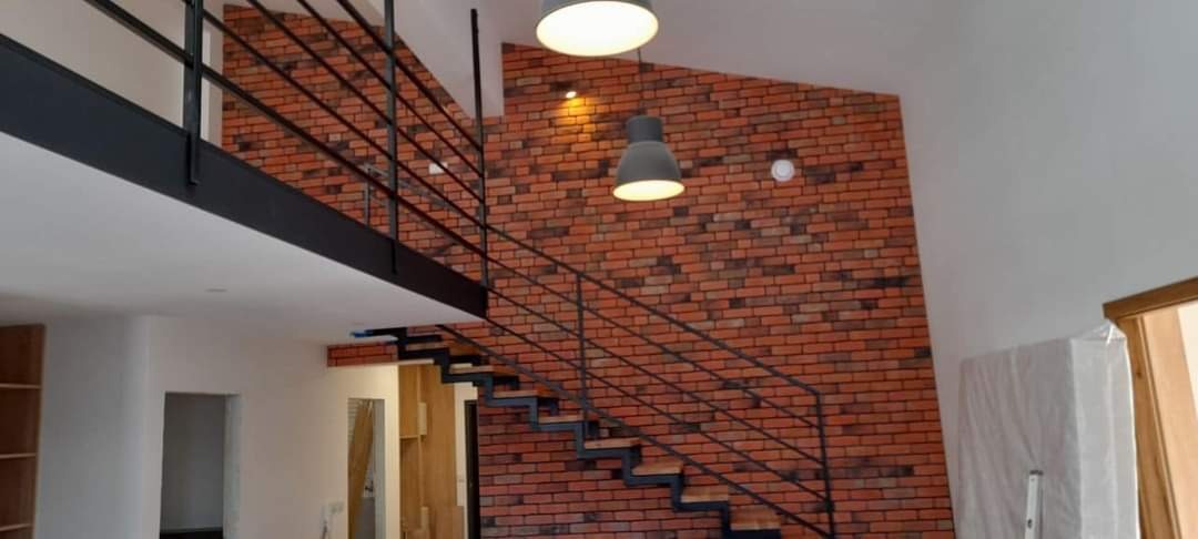 Antresola i schody 'zygzak'