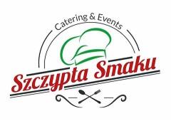 Logo firmy 'Szczypta Smaku Catering & Events' z graficznym symbolem kucharskiej czapki i skrzyżowanymi sztućcami.