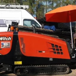 Nasz maszyna JT 20 w akcji wykonywania przewiertu sterowanego.