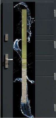 Ciemnoszare drzwi wejściowe z pionowym przeszkleniem o abstrakcyjnym wzorze imitującym rozbryzg wody na czarnym tle, widoczny zamek i klamka.