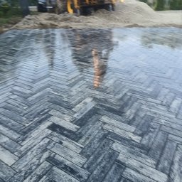 Brukarstwo/ Catering - Wykonanie Fasady Borch&oacute;wka