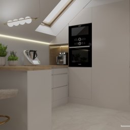JLStudio Projekt - Wizualizacja kuchni w odcieniach beżu z drewnianym blatem, oświetleniem LED, dwoma hokerami z złotymi nogami i oknem dachowym.