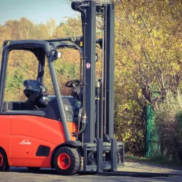 Wózek widłowy Linde po regeneracji BKM Serwis