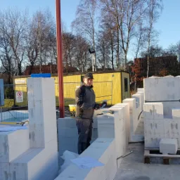 Aby otynkować musimy wpierw pomórować