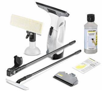 Zestaw do czyszczenia okien marki Kärcher, zawierający myjkę do okien, spryskiwacz z nakładką z mikrofibry, koncentrat do czyszczenia, dwie przedłużki, ssawkę i instrukcję obsługi, ułożone...