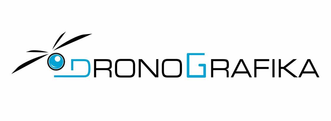 Logo firmy Dronografika z symbolem drona w kolorze niebieskim i czarnym na białym tle. Nazwa firmy napisana czcionką bezszeryfową, część liter w kolorze niebieskim.