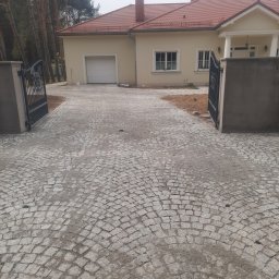 Diament Mariusz Karbownik - Granit 7/9 450m2 Trzebnica