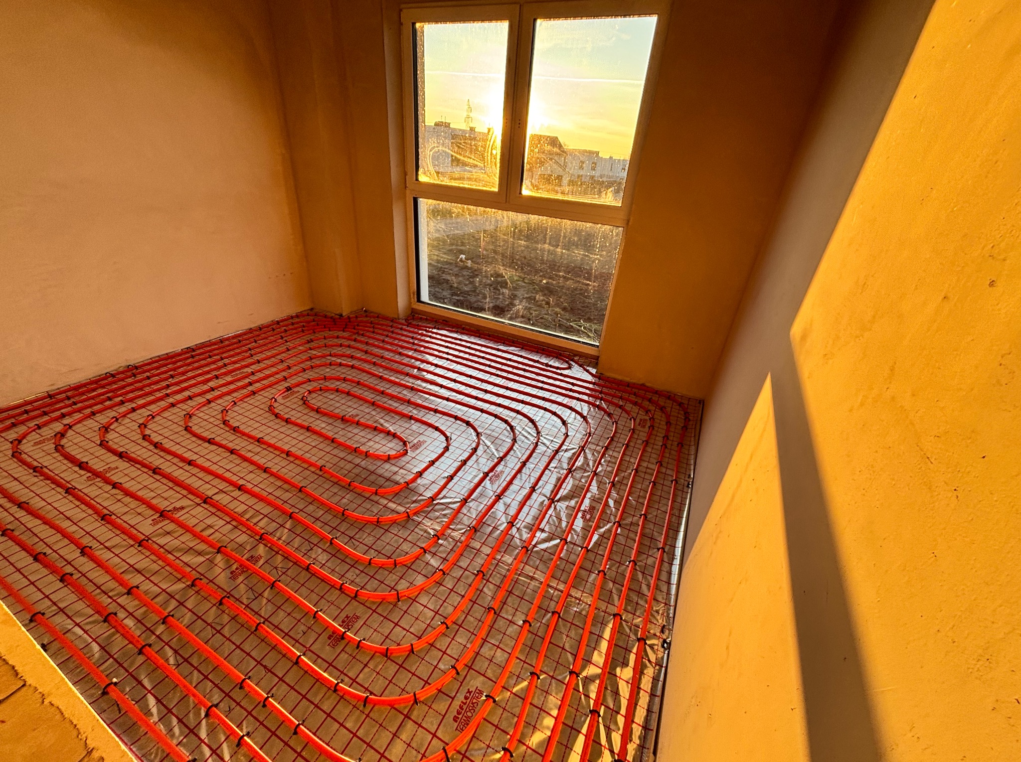 Ogrzewanie podłogowe.