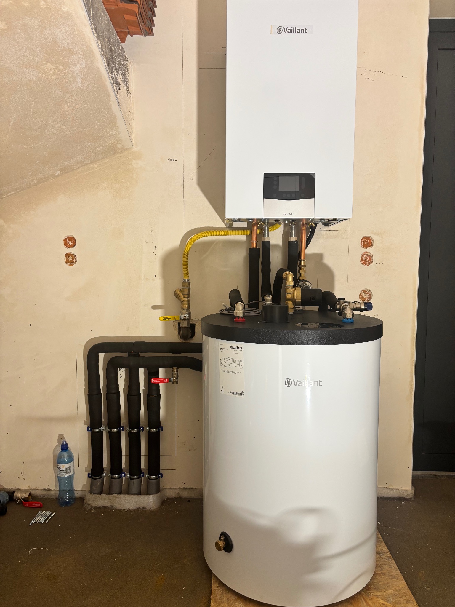 kotłownia z kotłem gazowym Vaillant