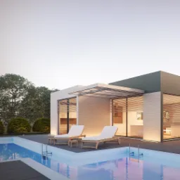 Nowoczesny dom z basenem i leżakami na tarasie, minimalistyczna architektura, duże okna z żaluzjami, oświetlenie LED wzdłuż elewacji, wieczorny klimat.