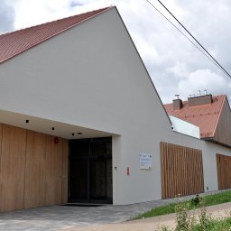 Krzeszów - Przedszkole Publiczne w Krzeszowie
Projektant - arch. Piotr Wyrostek