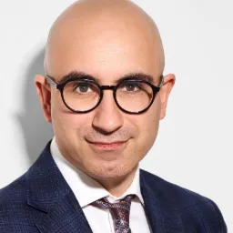 Radca prawny Radosław Zachwieja