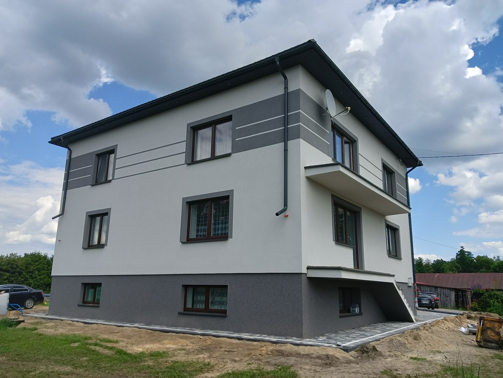 Nowa elewacja, nowy dach