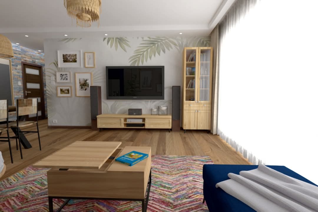 Wizualizacja salonu w stylu boho z drewnianymi meblami, wzorzystym dywanem i tapetą w liście palmowe, na stoliku leży niebieska książka.
