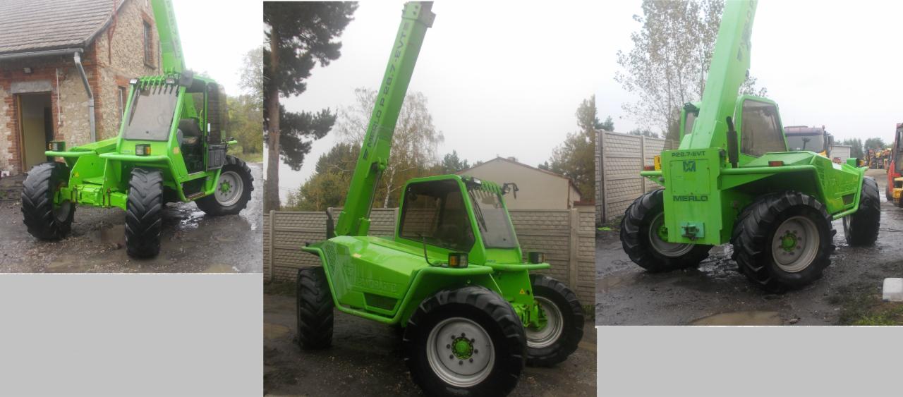 Zielona ładowarka teleskopowa Merlo P 26.7-EVT prezentowana z trzech różnych perspektyw na zewnątrz, stojąca na mokrym placu, w tle budynek i ogrodzenie.