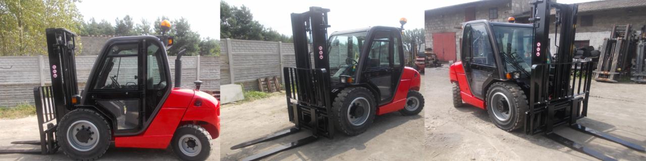 Trzy ujęcia nowego wózka widłowego z kabiną, w kolorze czerwono-czarnym, prezentowane na zewnątrz w dziennym świetle, z widocznymi detalami konstrukcyjnymi i oponami o grubym bieżniku.