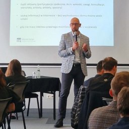 lubię prowadzić szkolenia dla branży nieruchomości. Tu u pośredników z Łodzi. 