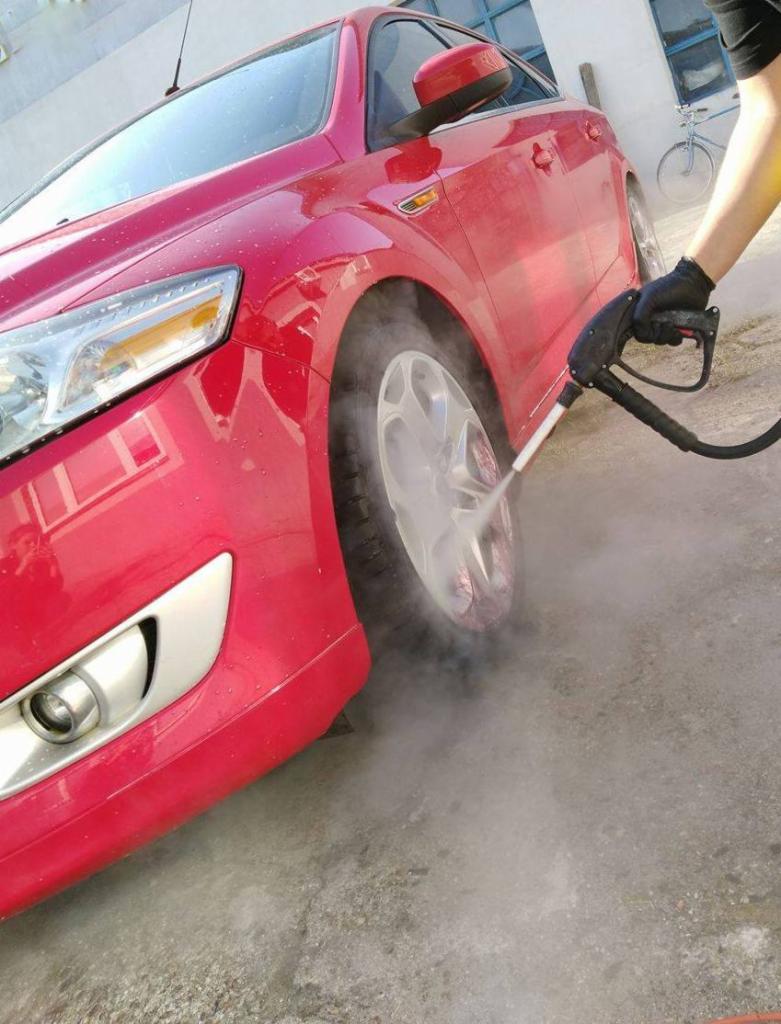 Prykładowe usługi dla samochodów i domu.