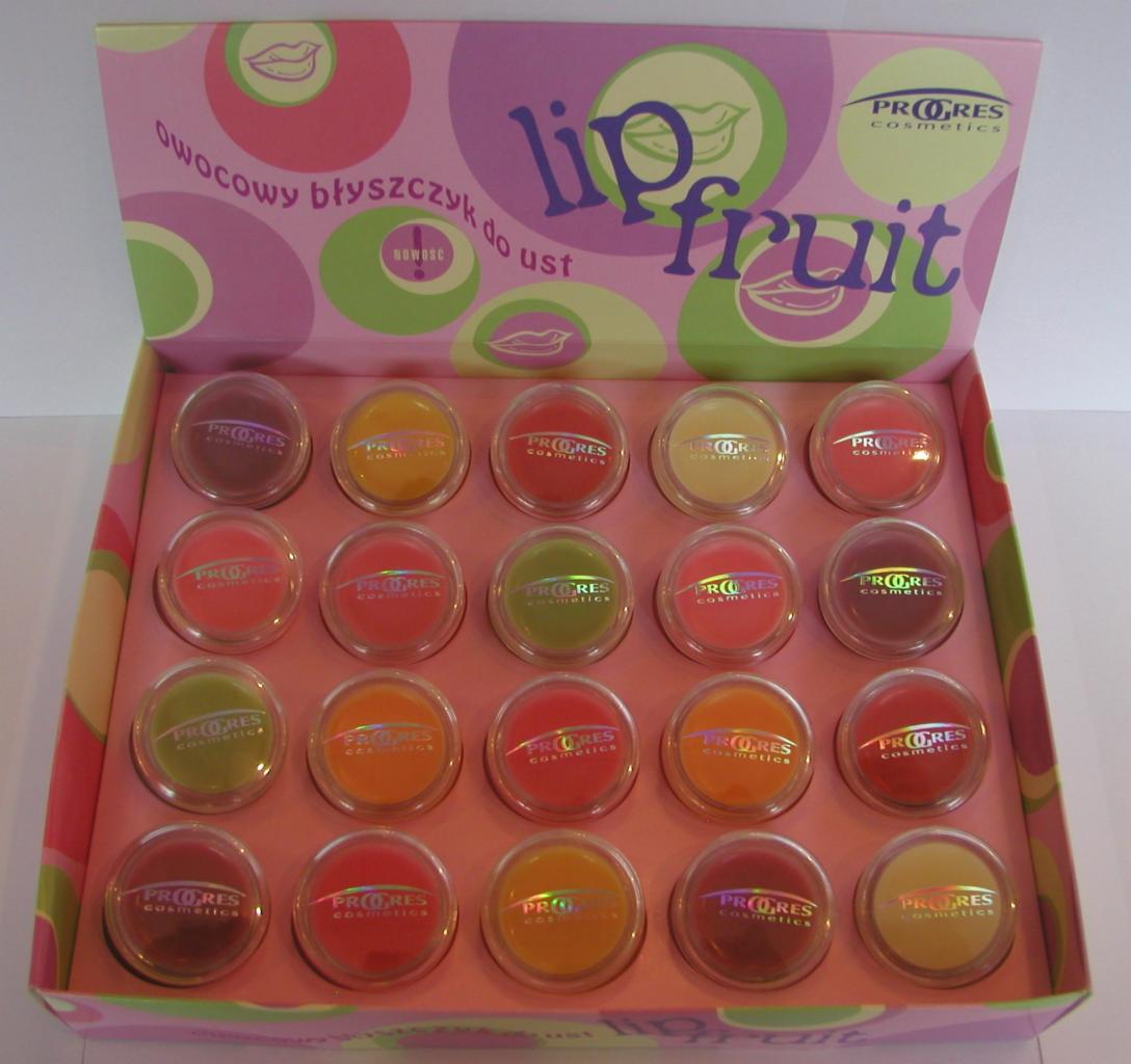 Co packing pomadek do ust- przykład