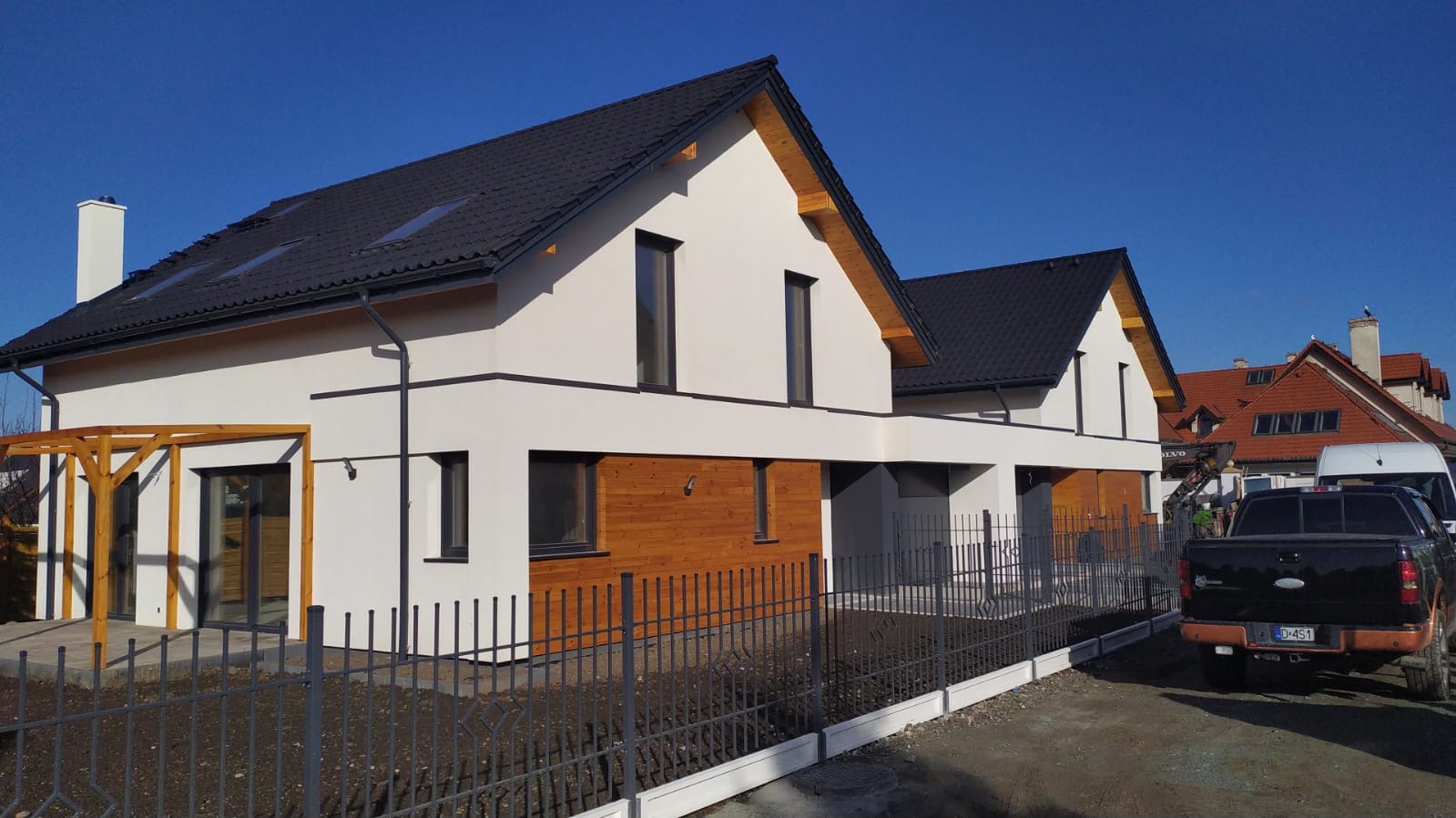 Bliźniak Smolec ul Wrocławska (drewno CLT)