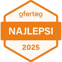Pomarańczowa odznaka Oferteo 'Najlepsi 2025' na białym tle, w kształcie sześciokąta.