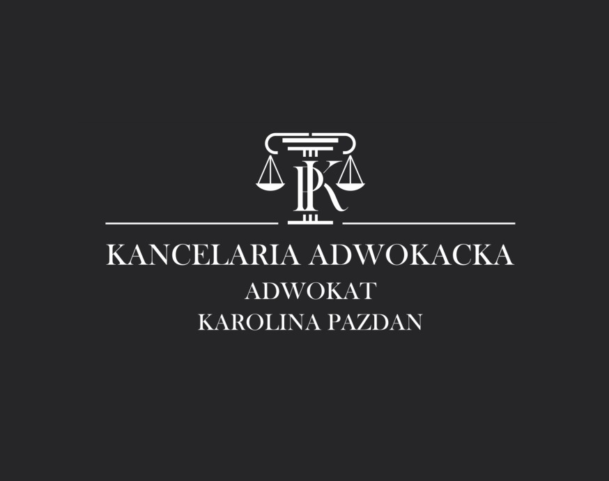 Eleganckie logo kancelarii adwokackiej Karolina Pazdan na ciemnym tle. Symbol wagi sprawiedliwości wkomponowany w inicjały.