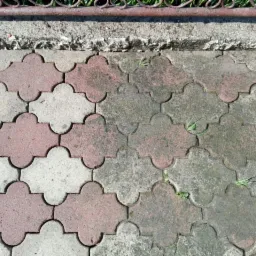 20 letnia kostka brukowa przed i po czyszczeniu