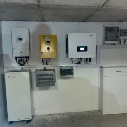 Turbina wiatrowa oraz instalacja PV 