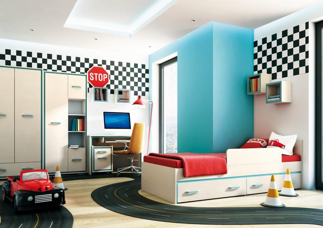 Pokój dziecięcy w stylu wyścigowym z łóżkiem, biurkiem, regałem i szafą, dekorowany motywem szachownicy i znakiem STOP, z dywanem imitującym tor wyścigowy i zabawką w kształcie czerwonego samochodu.