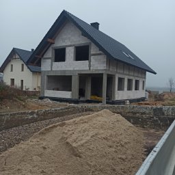 P.U.B.H FEST-BUD - Solidny Remont Dachu w Lublinie