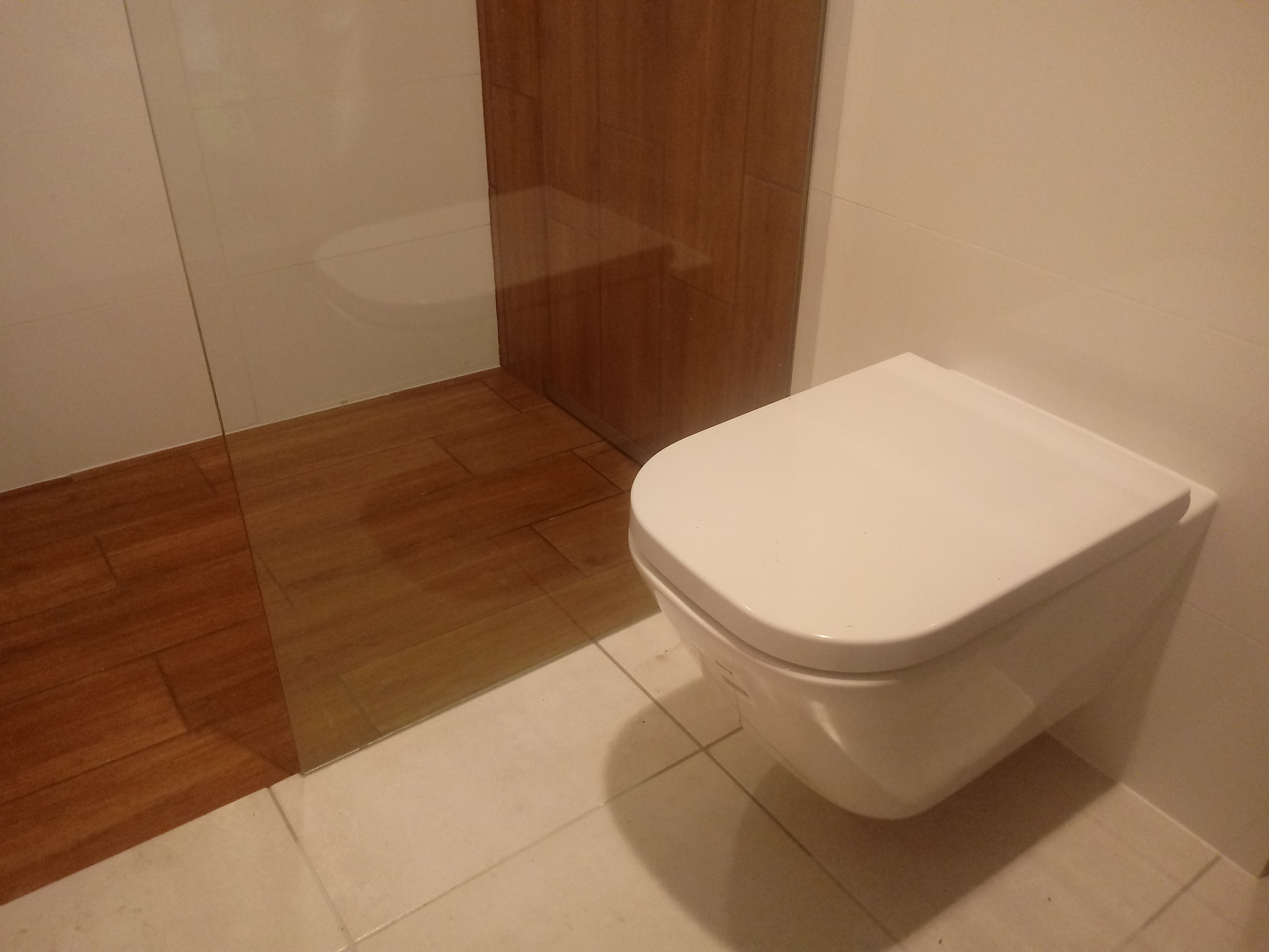 Odpływ liniowy ścienny