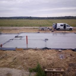 ARDOM - Fundamenty budowa Uraz