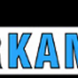 Niebiesko-białe logo firmy ARKAMA z ikoną dwóch zazębiających się kół zębatych w lewym górnym rogu.